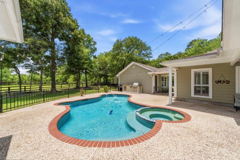 Photo of 16903 Mustang Trail Drive, Magnolia, TX 77355 (MLS # 9568498)