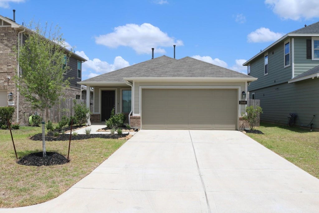 Photo of 21646 Calico Bush Trail, Katy, TX 77449 (MLS # 37786317)