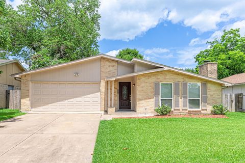 Photo of 15510 Sierra Valle Drive DR, Houston, TX 77083 (MLS # 94708255)