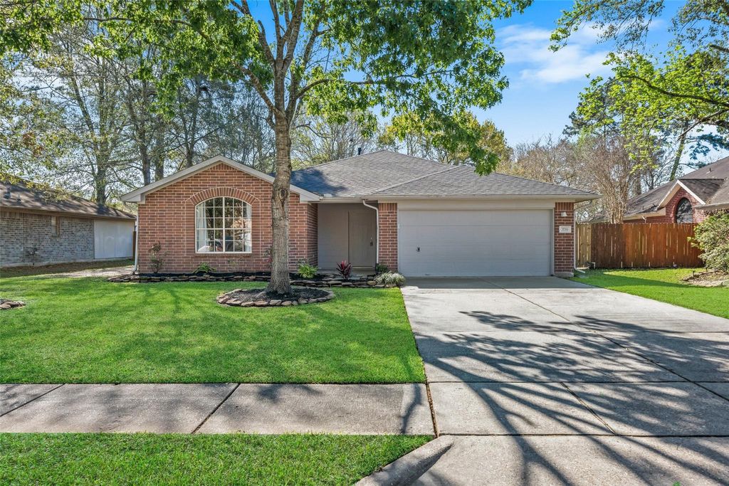 Photo of 3718 Woodlace Drive, Humble, TX 77396 (MLS # 10089058)