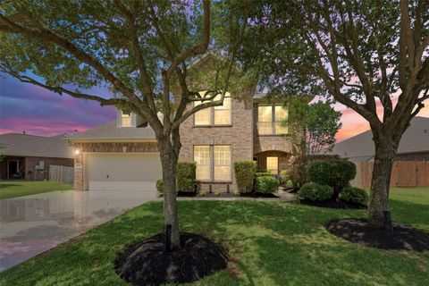 Photo of 929 Bay Sky Way, Seabrook, TX 77586 (MLS # 3884685)