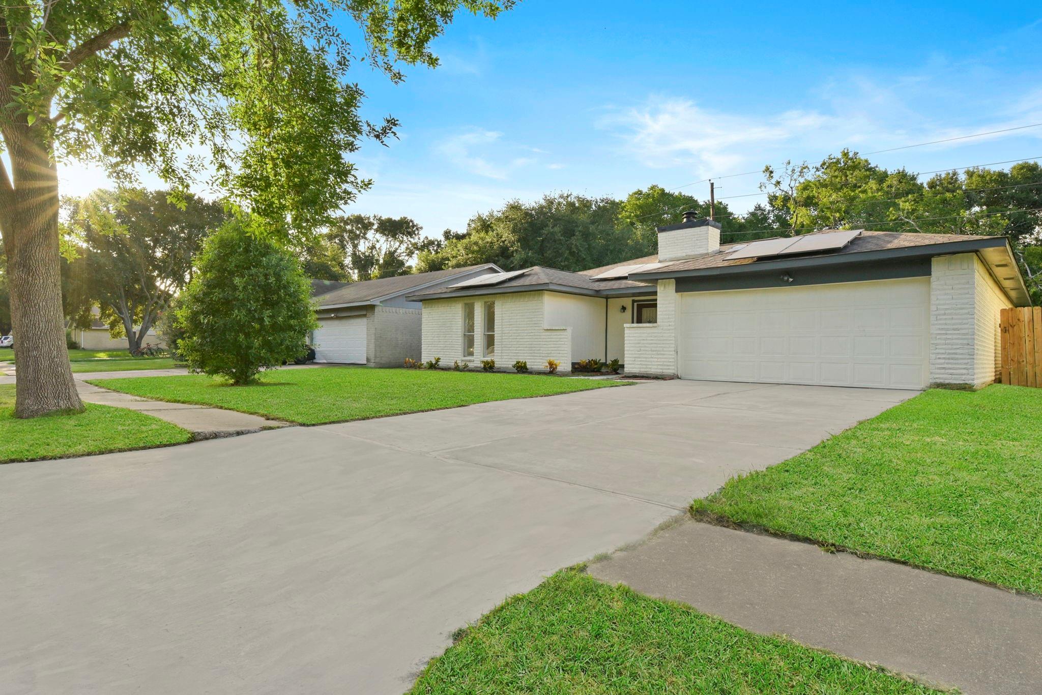 2322 Aprilmont Drive