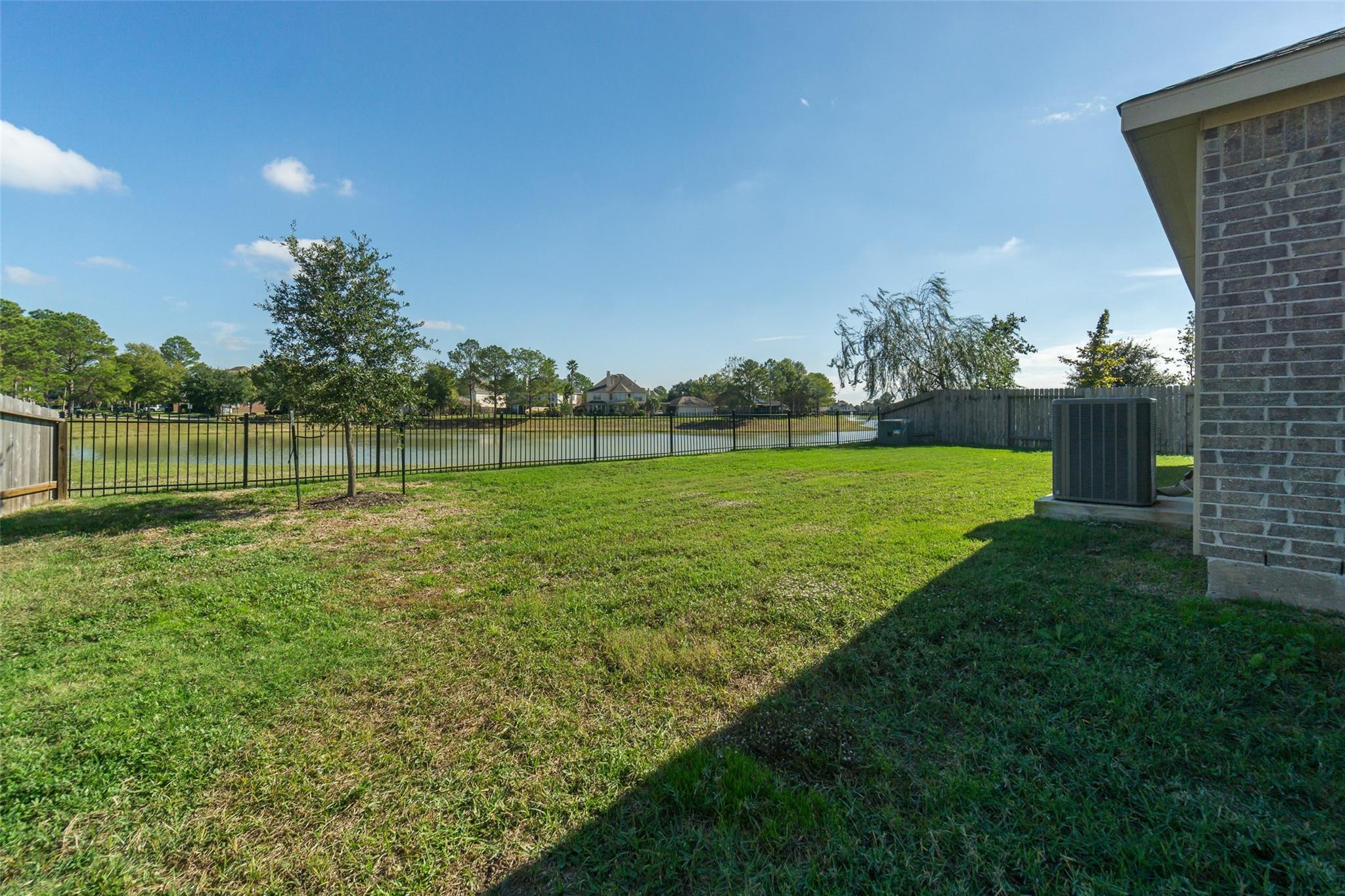 2832 Cross Colony Drive