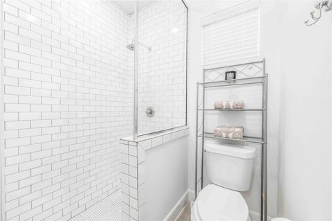 Tiny photo for 1038 Timbergrove Yards Lane, Houston, TX 77008 (MLS # 51509728)