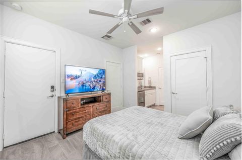 Tiny photo for 1038 Timbergrove Yards Lane, Houston, TX 77008 (MLS # 51509728)