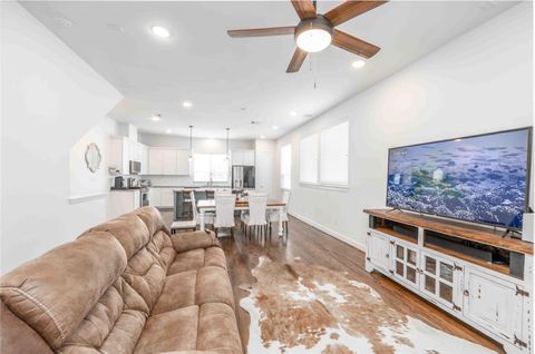 Tiny photo for 1038 Timbergrove Yards Lane, Houston, TX 77008 (MLS # 51509728)