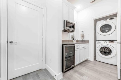 Tiny photo for 1038 Timbergrove Yards Lane, Houston, TX 77008 (MLS # 51509728)