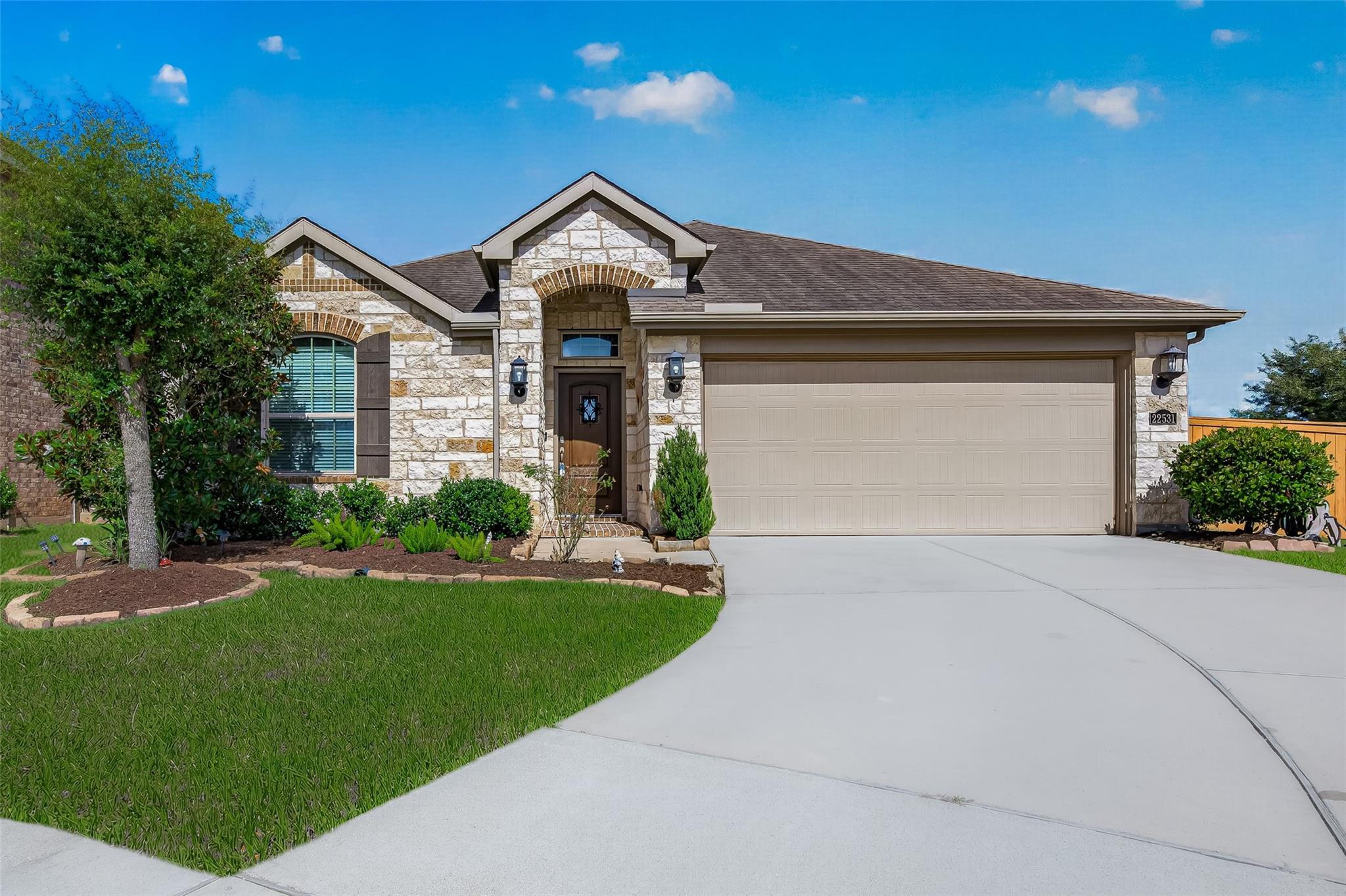 22531 Mary Rogers Trail