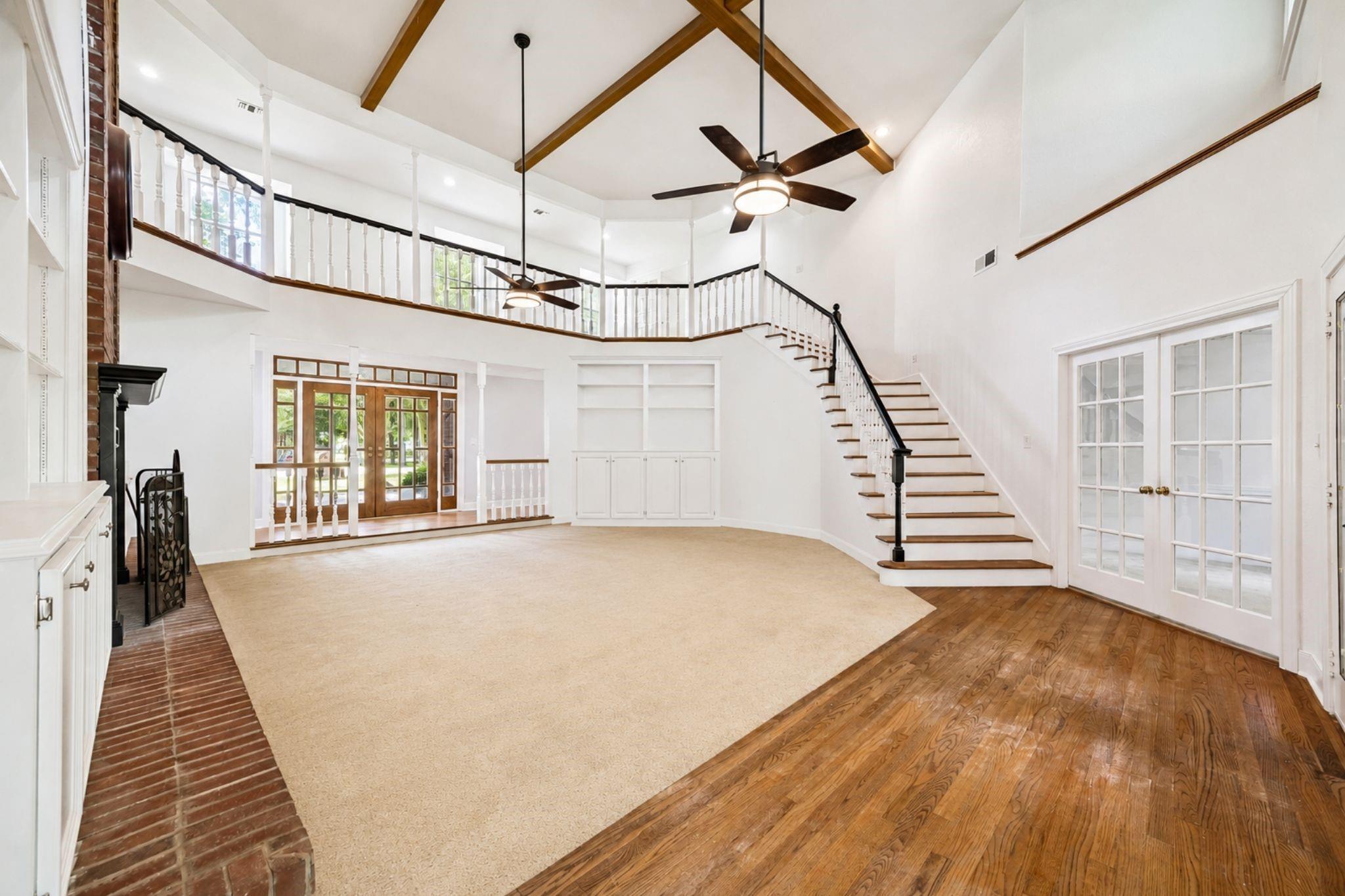 5106 Mimosa Lane