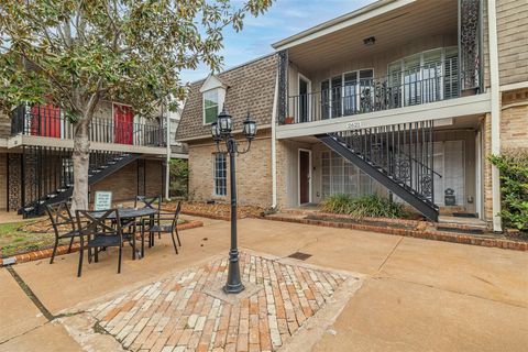 Photo of 2621 Marilee Lane #3, Houston, TX 77057 (MLS # 65203674)