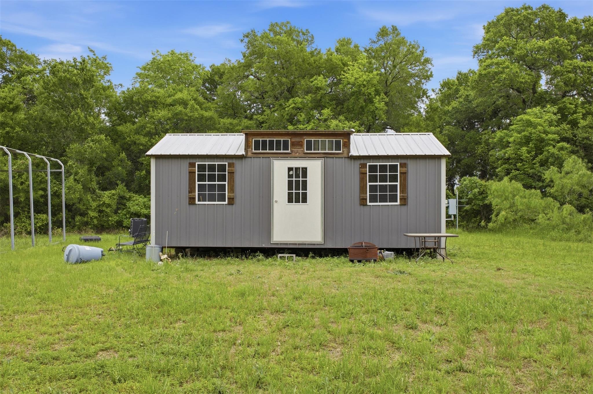 1442 W County Road 269 W