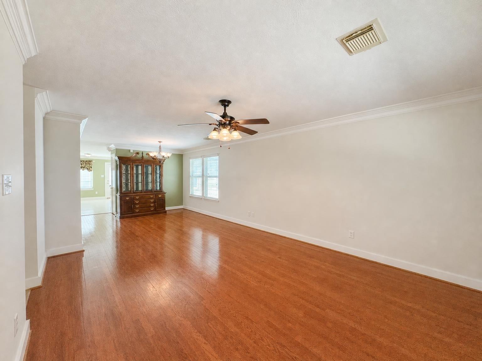 6107 Kings Oaks Lane