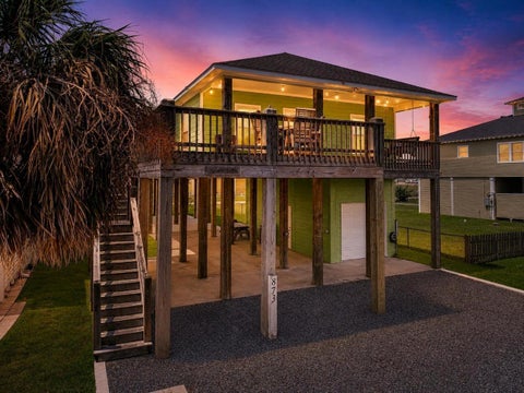 Photo of 873 Townsend Drive, Crystal Beach, TX 77650 (MLS # 10310974)