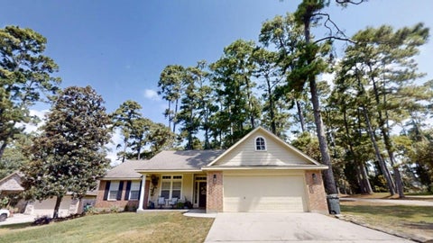 Photo of 13934 Dolphin Drive, Willis, TX 77318 (MLS # 33645572)