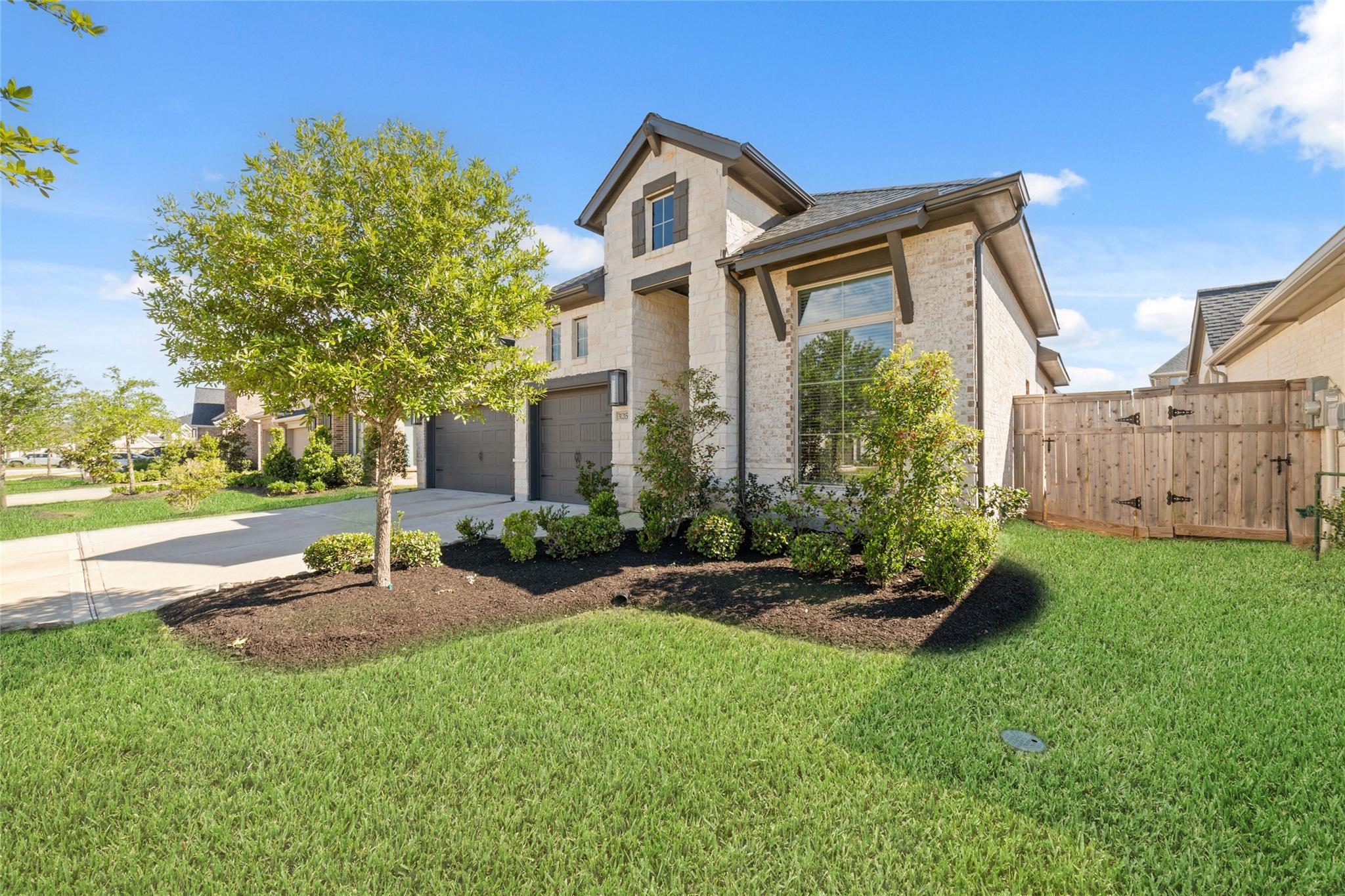 31215 Crescent Hill Drive