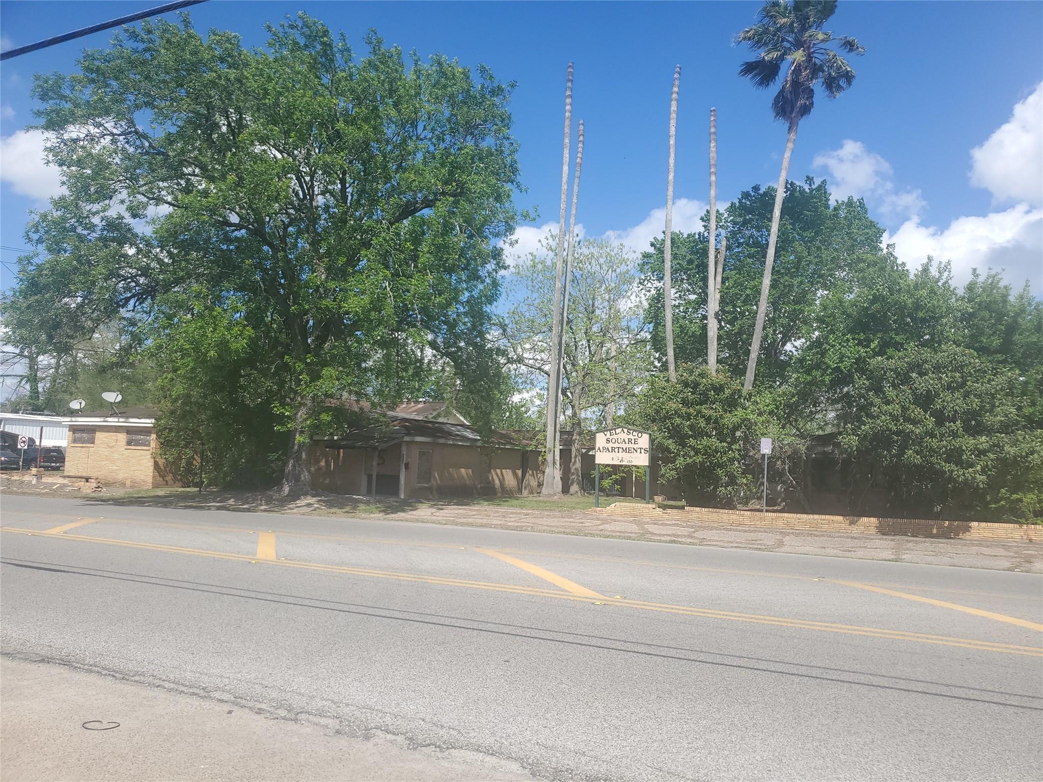 708 N Velasco Street N