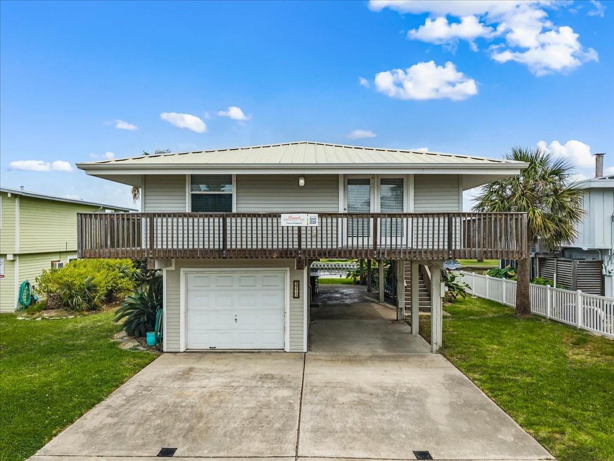 3719 Brewster Key