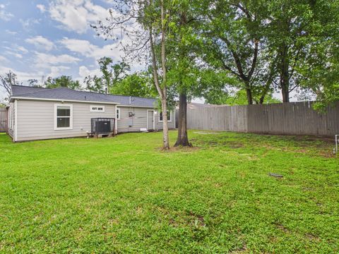 Tiny photo for 4927 Kelso Street, Houston, TX 77021 (MLS # 64702207)