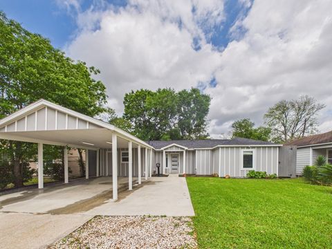 Tiny photo for 4927 Kelso Street, Houston, TX 77021 (MLS # 64702207)