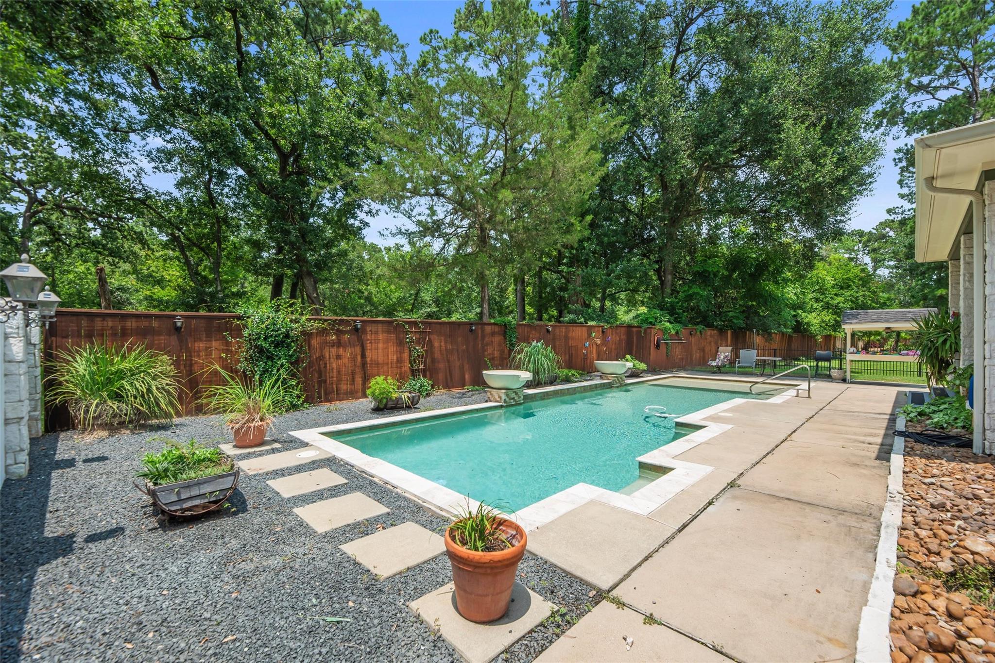 10 Rollingwood Drive