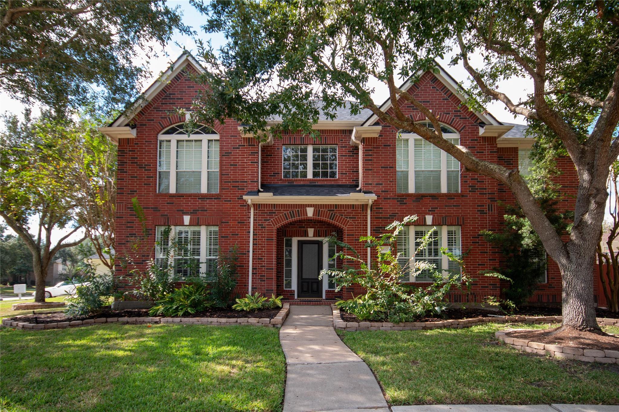 5810 Parkdale Court