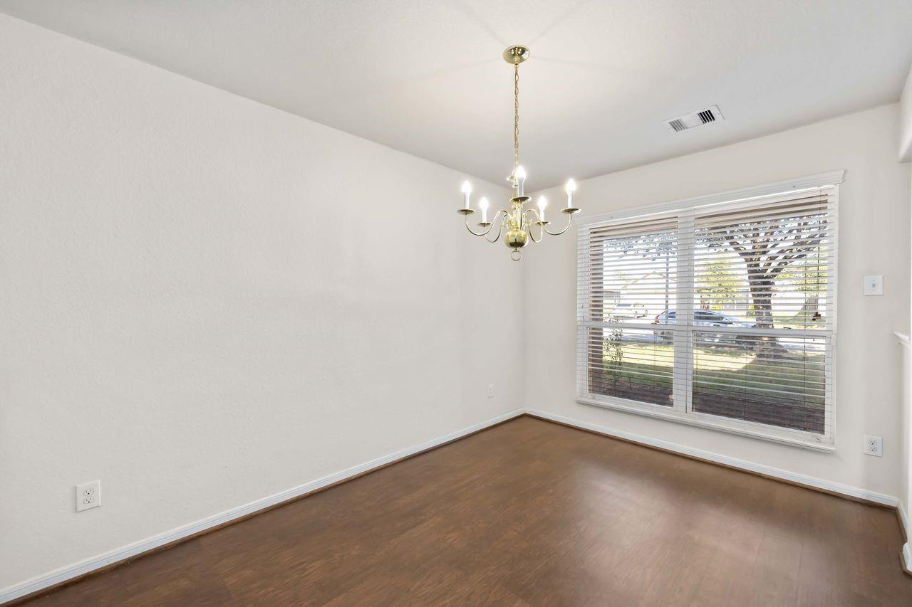 7126 Fox Scene Drive