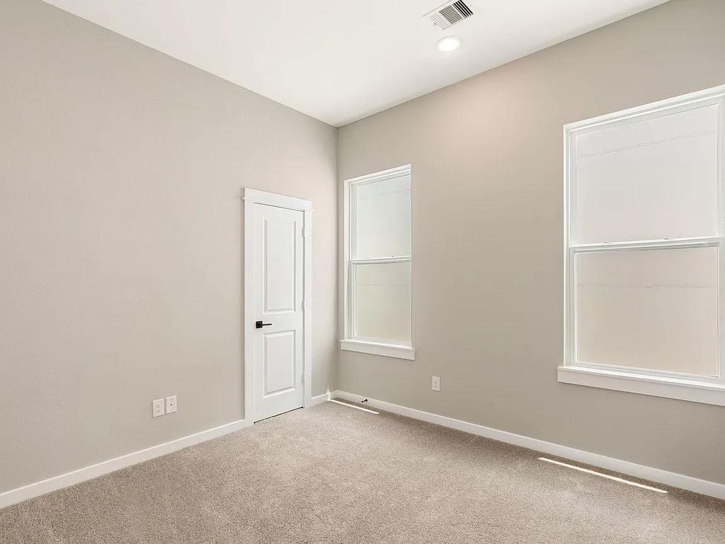 Photo of 6712 Parker Oaks Lane, Houston, TX 77076 (MLS # 70964423)
