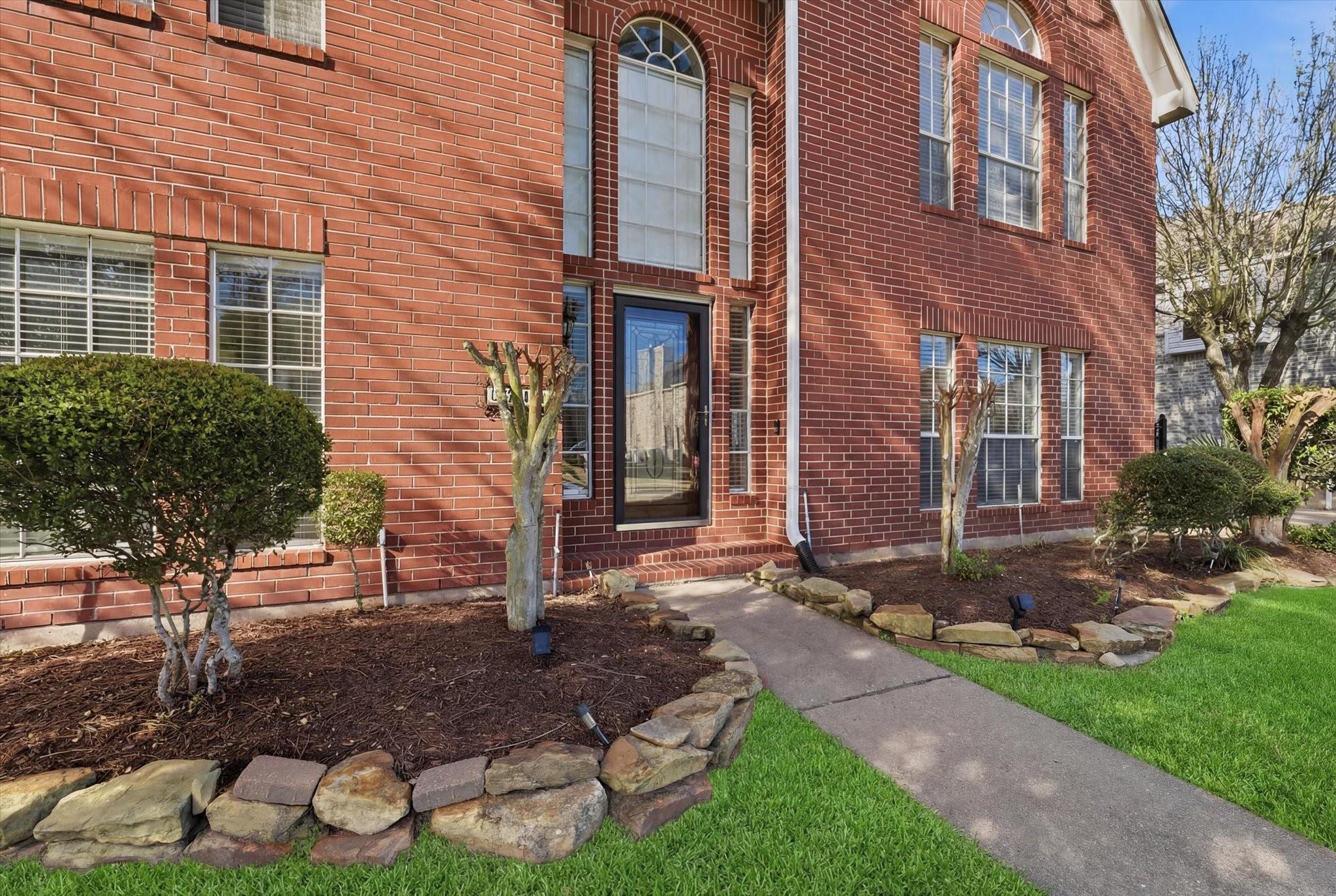 6715 Trimstone Drive