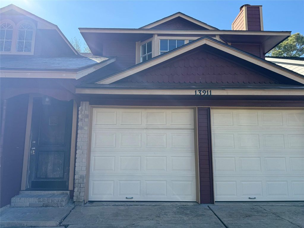 Photo of 13211 Creekview Park Drive, Houston, TX 77082 (MLS # 30205166)