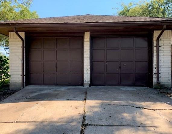 2123 Williamsburg Court