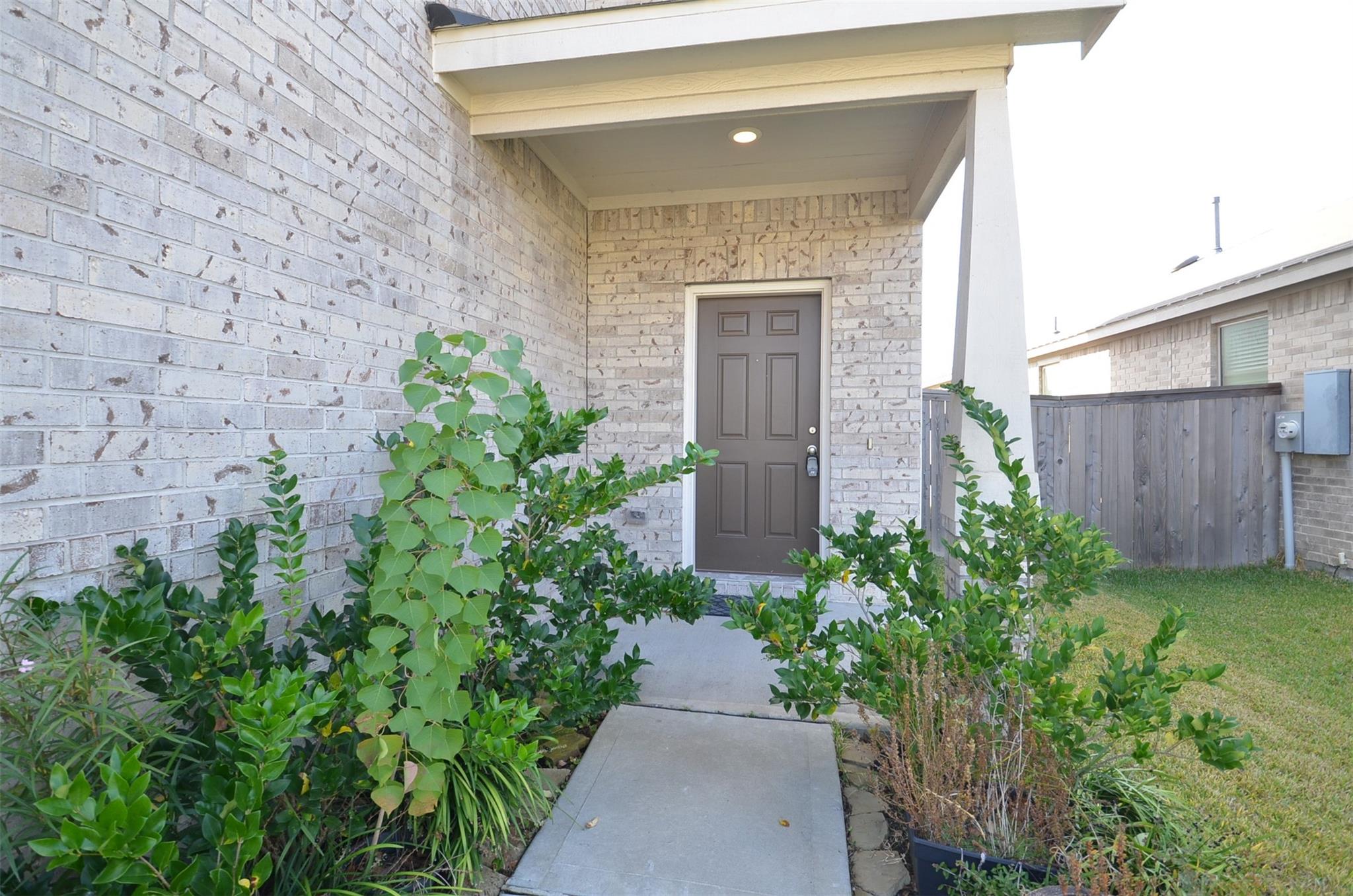 16412 Big Hickory Dr