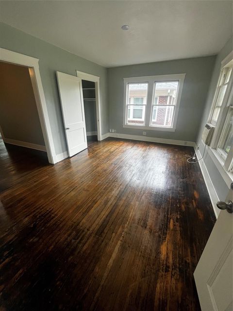 Photo of 1711 W Main Street #3, Houston, TX 77098 (MLS # 10693496)