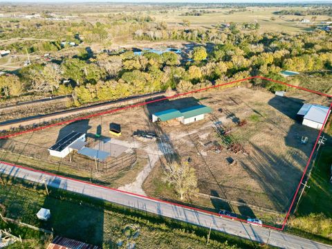 Photo of 9477 County Road 420, Navasota, TX 77868 (MLS # 54168878)