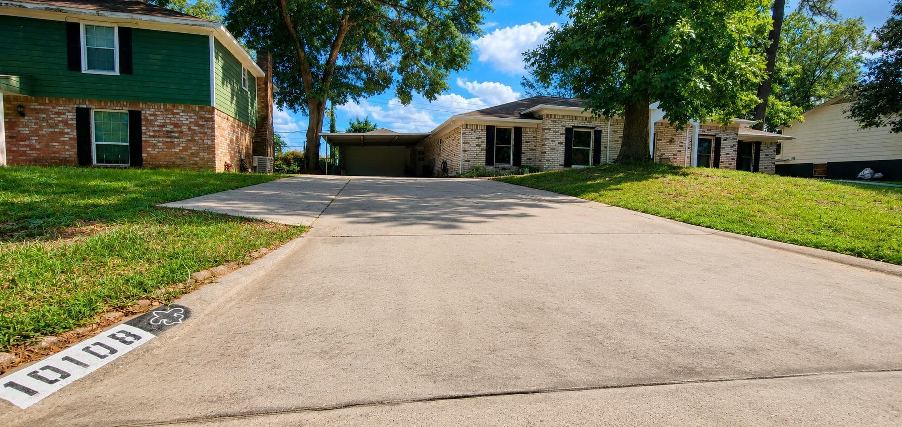 10108 Woodhollow Drive