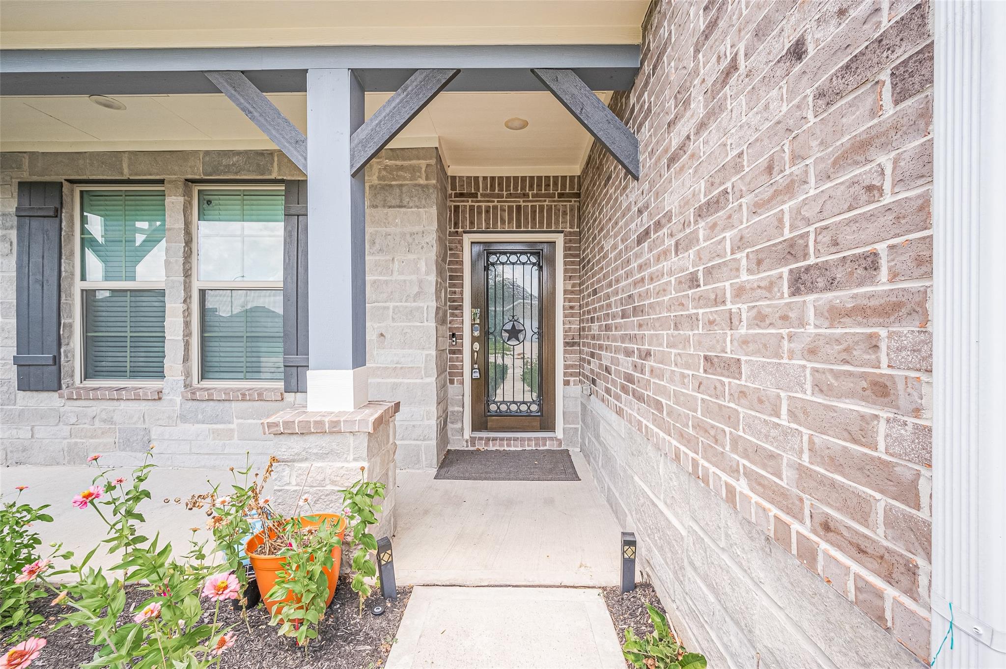 31326 Whitfield Court
