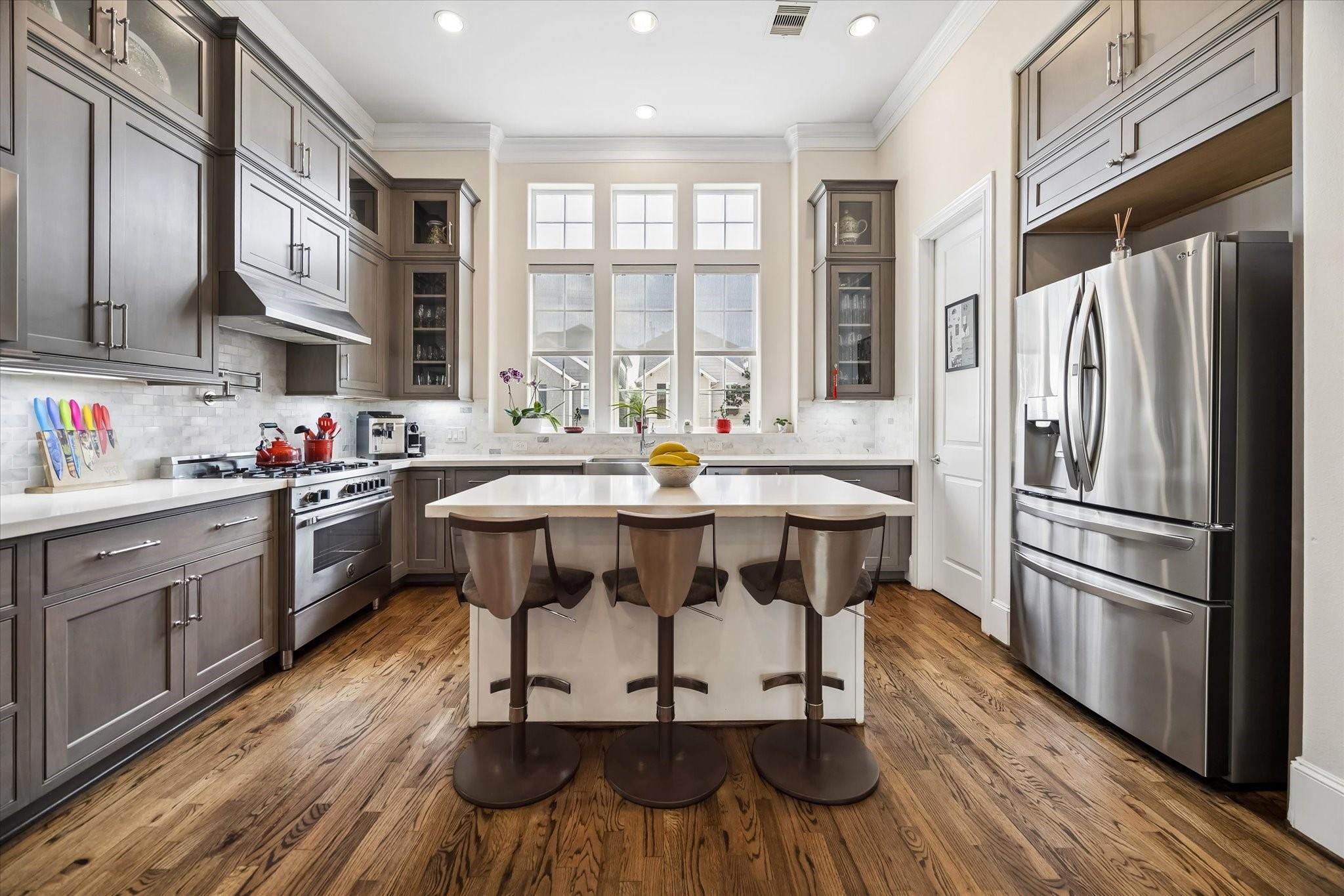 1235 W 15 1/2 Street