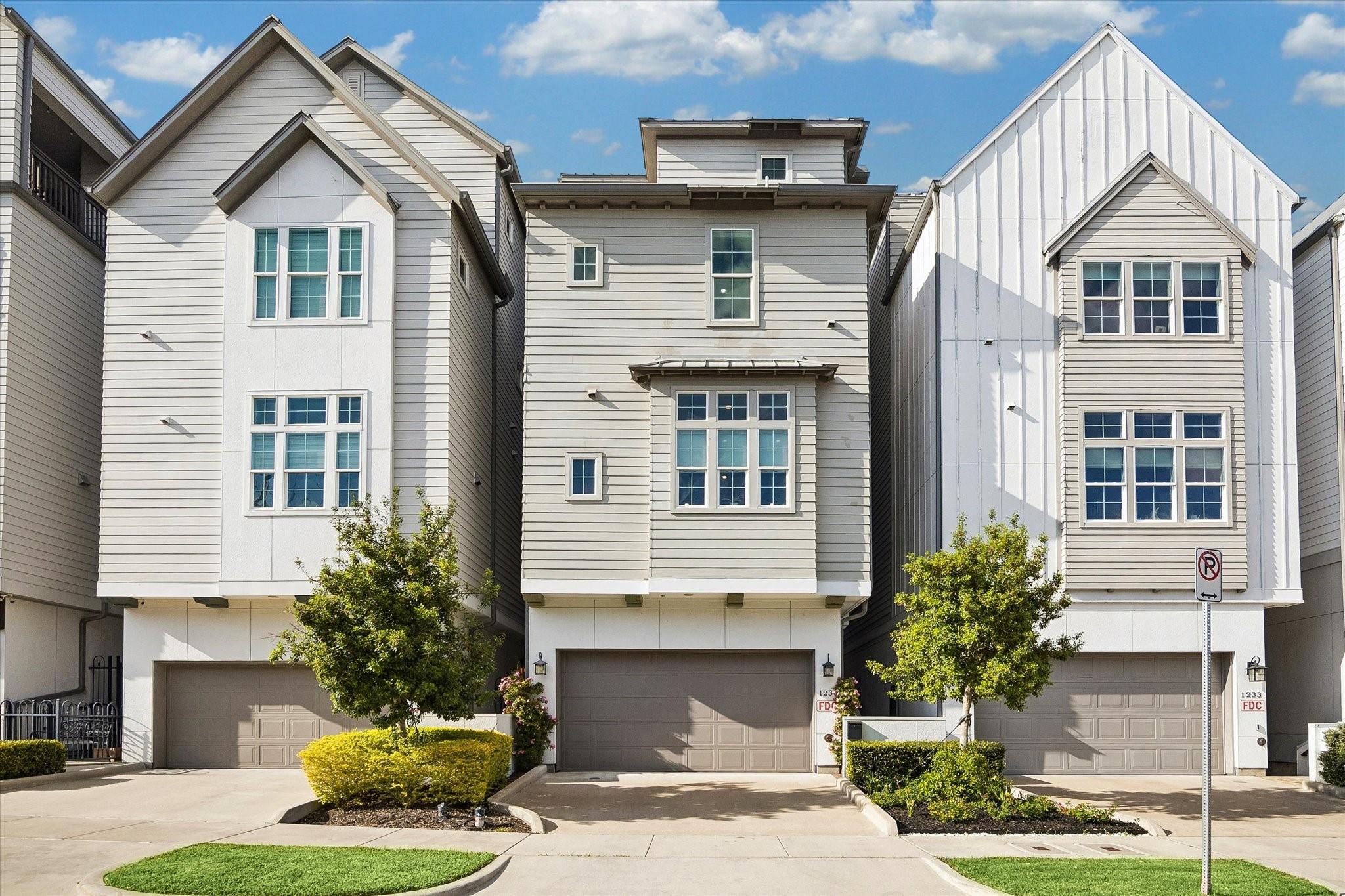 1235 W 15 1/2 Street