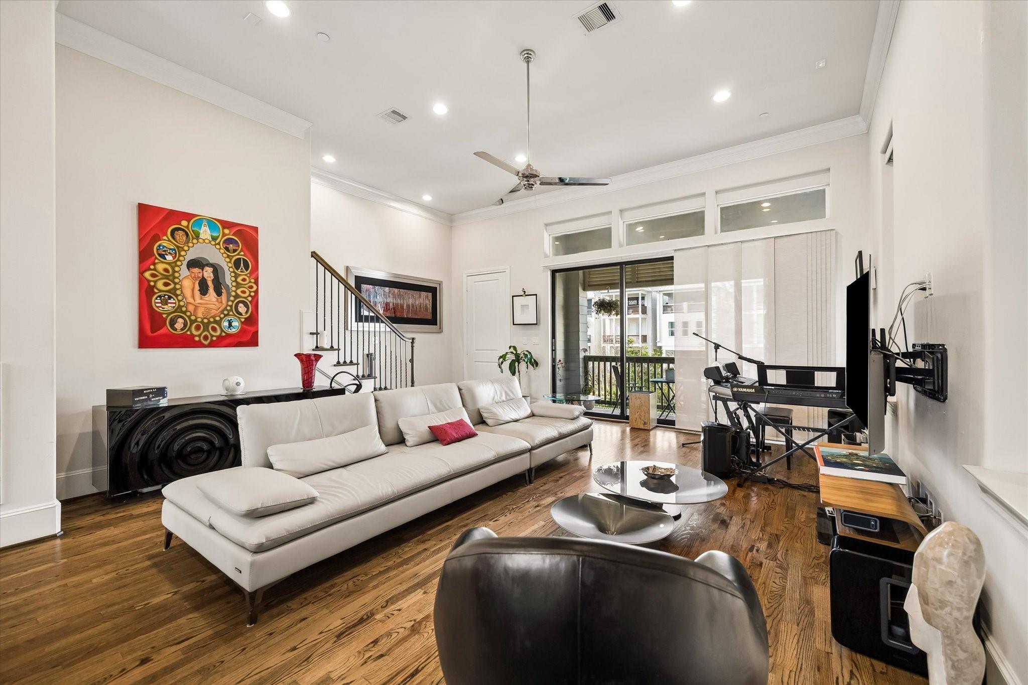 1235 W 15 1/2 Street