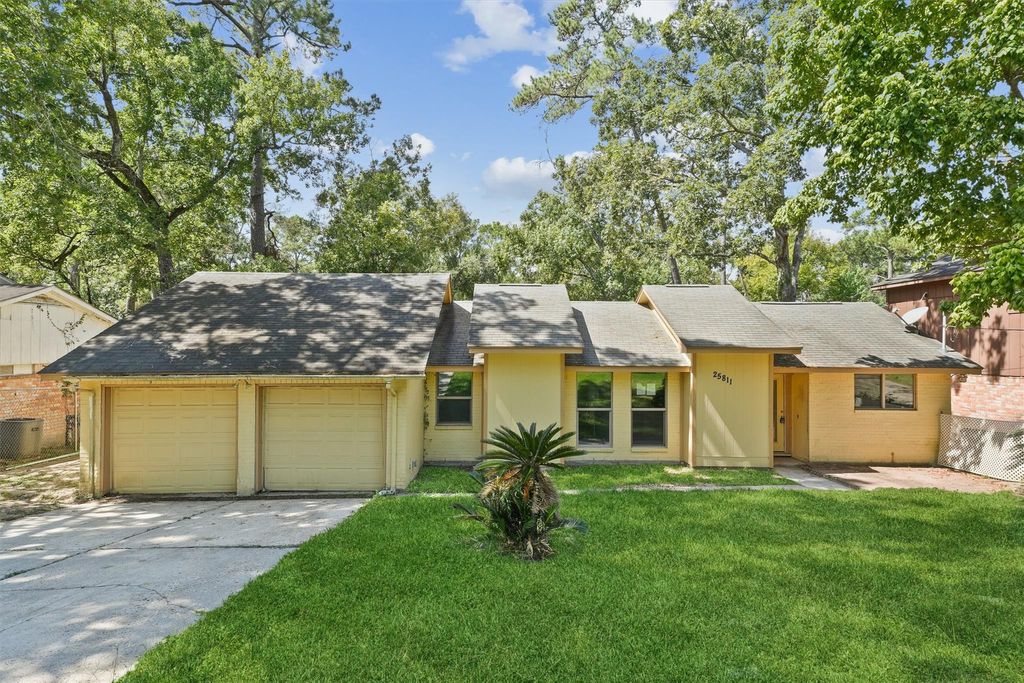 Photo of 25811 Timber Lakes Drive, Spring, TX 77380 (MLS # 48360589)