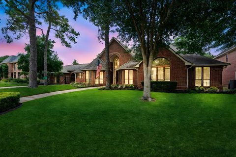 Photo of 1315 Breezy Bend Drive, Katy, TX 77494 (MLS # 38878794)