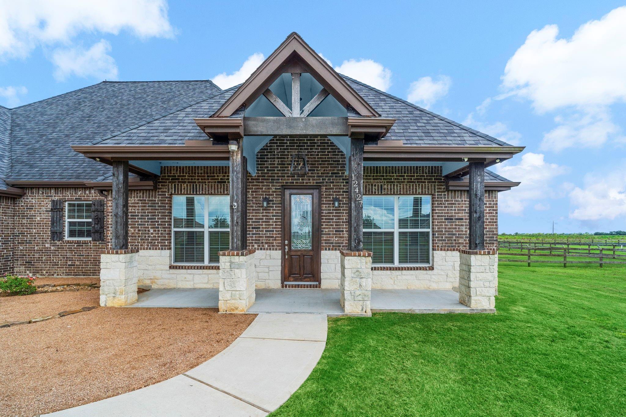 12427 Westview Circle