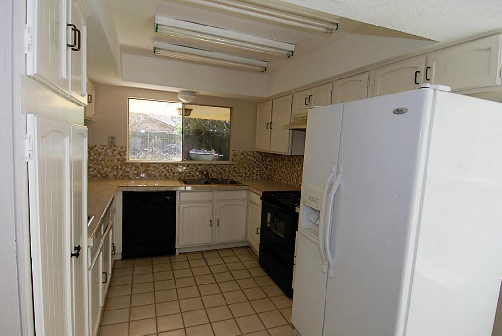 7511 Harpers Glen Lane