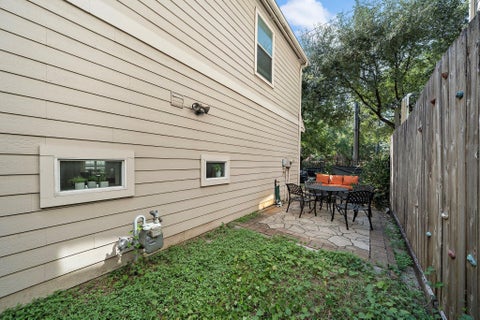 Tiny photo for 2915 Chenevert Street, Houston, TX 77004 (MLS # 30924872)