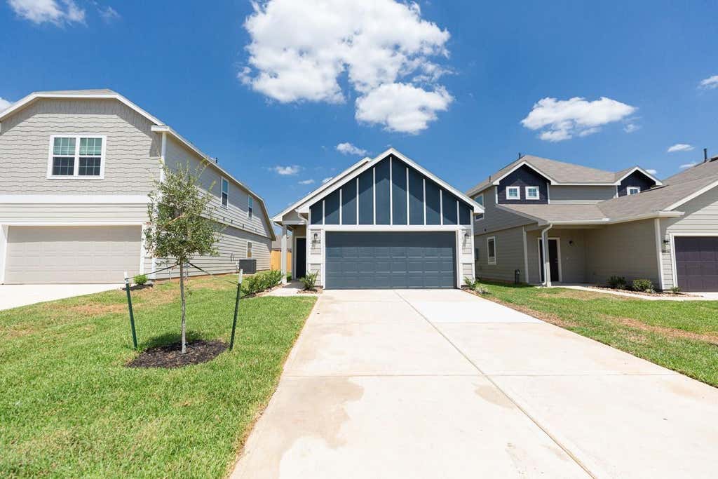 Photo of 14042 Chinook Drive, Conroe, TX 77384 (MLS # 85055607)
