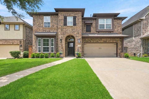Photo of 2715 Parker Oak Pass, Missouri City, TX 77459 (MLS # 10003832)