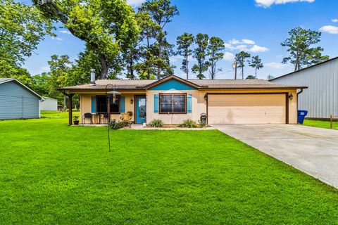 Homes For Sale - 620 Sequoia Drive<br/> Livingston, TX 77351