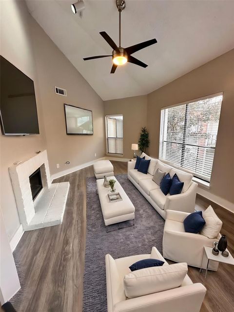 Photo of 3730 Thistlemont Drive #102, Houston, TX 77042 (MLS # 44560906)