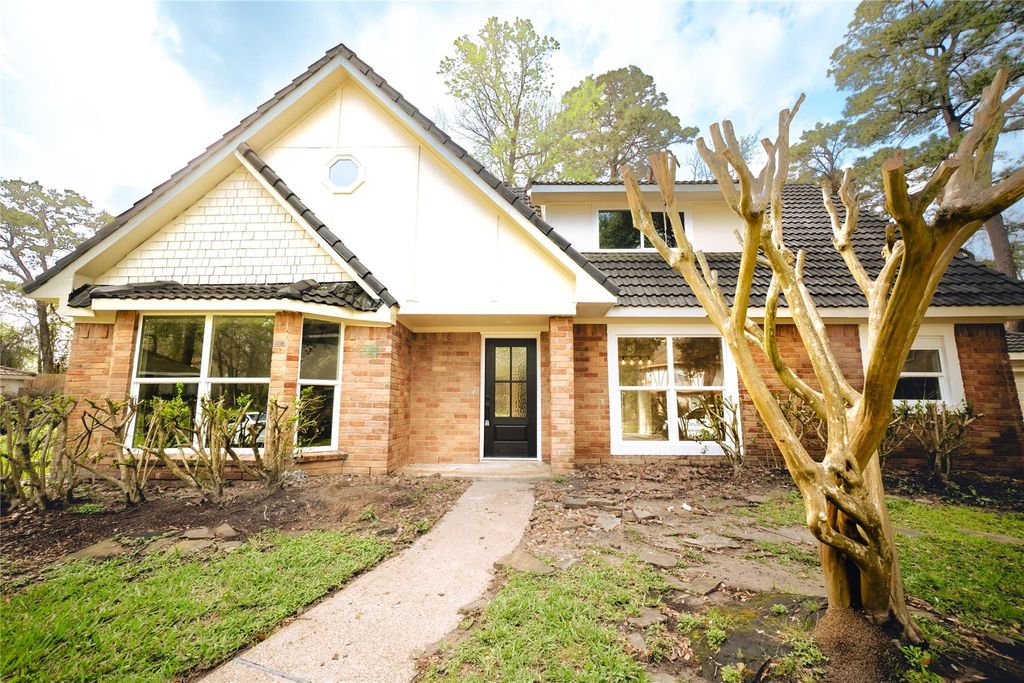 Photo of 3547 Glenwood Springs Drive, Houston, TX 77345 (MLS # 15881319)