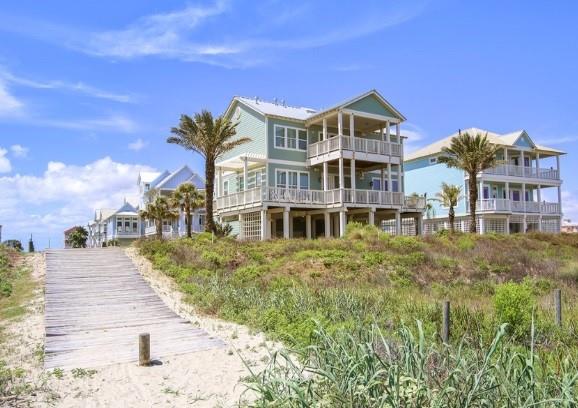 11611 Beachside