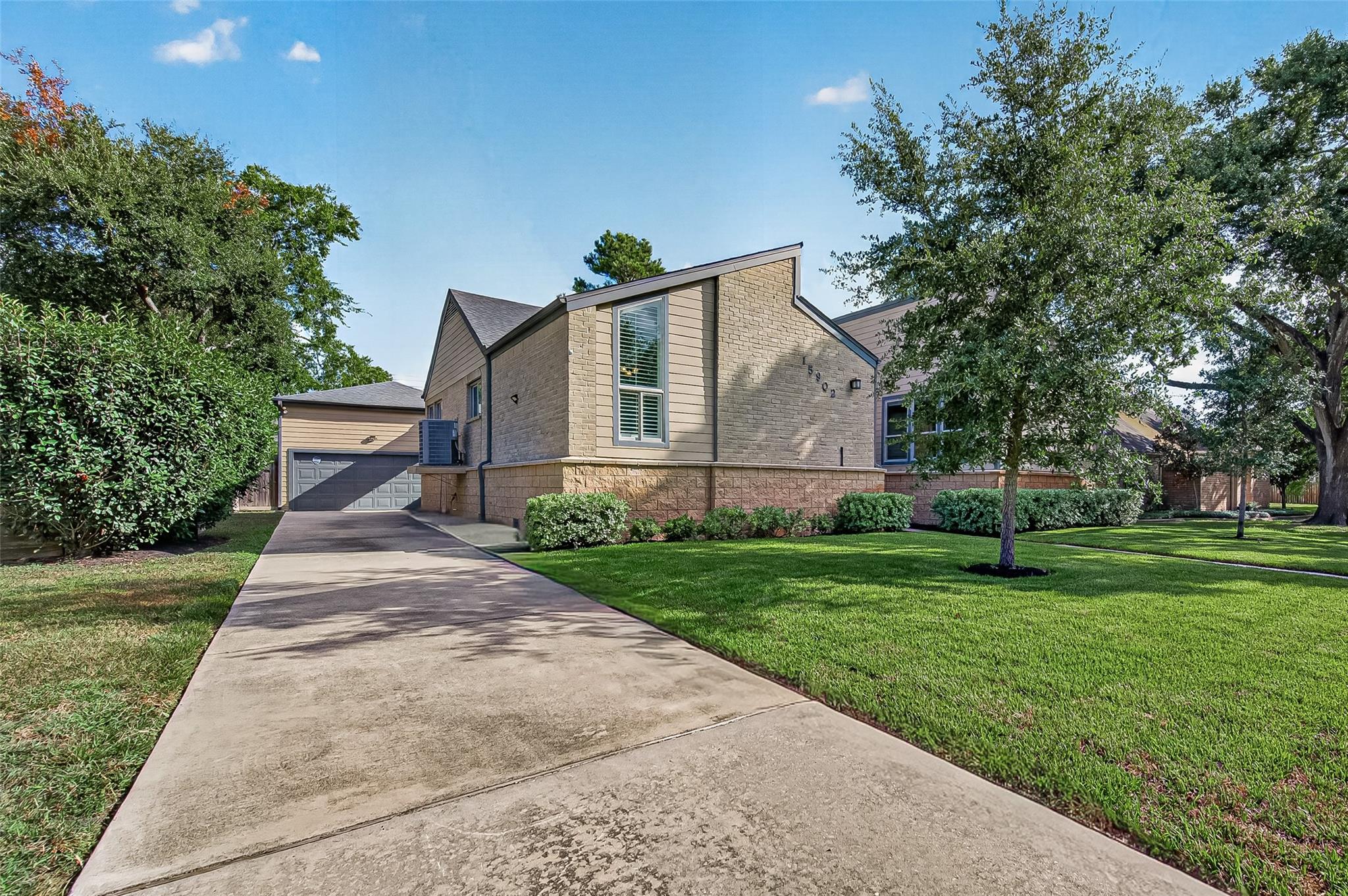 15902 Jersey Drive